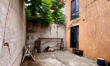 Casa en esquina salida a León
