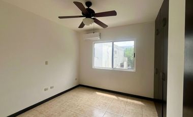 Casa Venta Cumbres Providencia Monterrey Frente a Parque