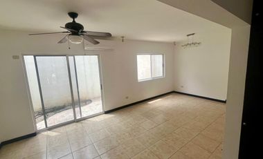 Casa Venta Cumbres Providencia Monterrey Frente a Parque