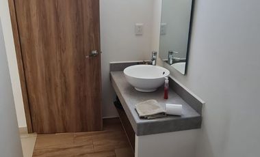 RESIDENCIA DISPONIBLE EN FRACCIONAMIENTO MONTE REAL – ZONA LOMAS DE ANGELÓPOLIS