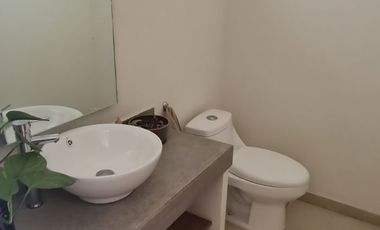 RESIDENCIA DISPONIBLE EN FRACCIONAMIENTO MONTE REAL – ZONA LOMAS DE ANGELÓPOLIS