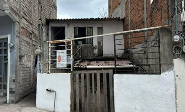 Propiedad en venta, 4 unidades rentables,  Col. 5 de diciembre Puerta Vallarta, Jal.