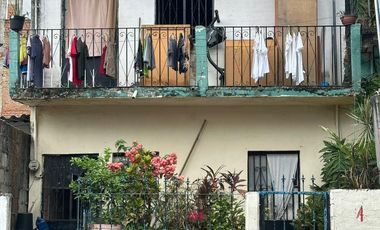 Propiedad en venta, 4 unidades rentables,  Col. 5 de diciembre Puerta Vallarta, Jal.