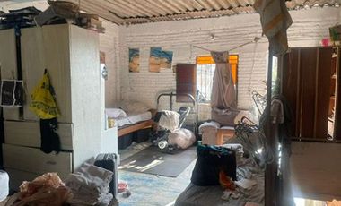 Propiedad en venta, 4 unidades rentables,  Col. 5 de diciembre Puerta Vallarta, Jal.