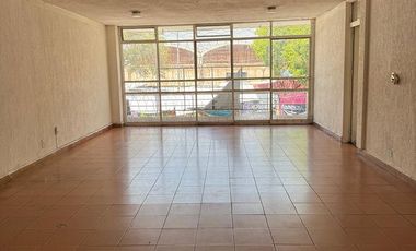 Oficina o Consultorio con 4 espacios en Renta Av Lázaro Cárdenas L401