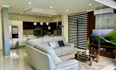 CASA EN VENTA EN SENDEROS DE MONTEVERDE 40 COTO 3 LAS FLORES