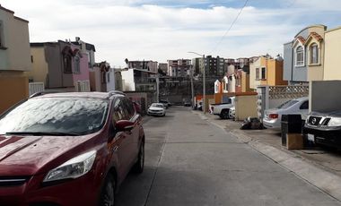 Renta casa en Otay por PArque de la amistad 17,000 m.n