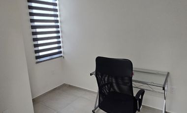 RENTA CASA AMUEBLADA CONDOMINIO HACIENDA DE LA LUZ QRO.
