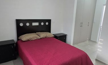 RENTA CASA AMUEBLADA CONDOMINIO HACIENDA DE LA LUZ QRO.