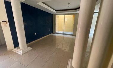 VENDO CASA EN BOCA DEL RIO, CERCA DEL MAR, Y DE PLAZAS