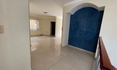 VENDO CASA EN BOCA DEL RIO, CERCA DEL MAR, Y DE PLAZAS