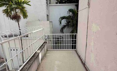 VENDO Y RENTO CASA EN AV LA LUNA