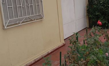 ESPECTACULAR PROPIEDAD A PASOS DEL METRO ZAPADORES