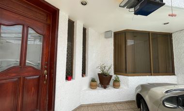 CASA EN VENTA EN CONJUNTO EUROPA