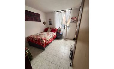 VENTA DE APARTAMENTO BARRIO LAS GRANJAS,PISO 2