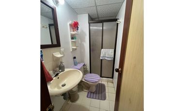 VENTA DE APARTAMENTO BARRIO LAS GRANJAS,PISO 2