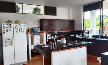 ARRIENDO ESPECTACULAR CASA EN CONJUNTO CERRADO LAS VICTORIAS, IBAGUÉ