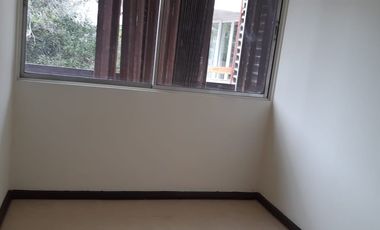 Arriendo depto de 78 m2 de 3 dormitorios 2 baños Seminario N° 388 Providencia