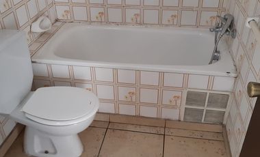 Arriendo depto de 78 m2 de 3 dormitorios 2 baños Seminario N° 388 Providencia