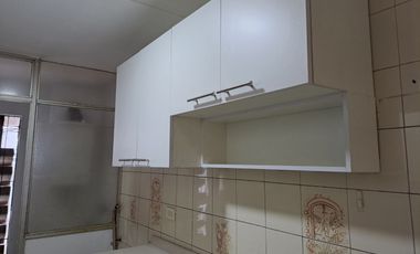 Arriendo depto 78 m2 de 3 drmitorios 1 baño estacionamiento Sta Vctoria con Seminario Providencia
