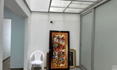 ALQUILER DE DEPARTAMENTO EN SURCO / PRIMER PISO AT: 166 m2