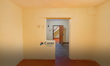 LOCAL COMERCIAL DE 4 PISOS EN VENTA-MESA REDONDA EN JR INAMBARI