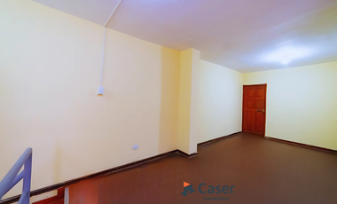 LOCAL COMERCIAL DE 4 PISOS EN VENTA-MESA REDONDA EN JR INAMBARI