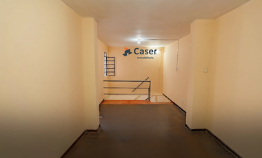 LOCAL COMERCIAL DE 4 PISOS EN VENTA-MESA REDONDA EN JR INAMBARI