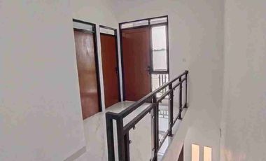 rumah 2 lantai modern minimalis di kalisuren Bojong gede Bogor