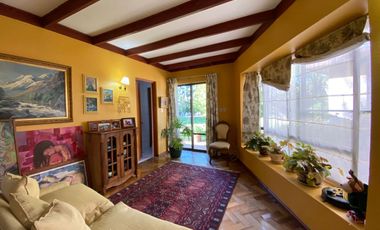 Se vende casa en Sector Residencial Jardin del Este en terreno de 3.300 M2 a pasos de calle Vicente Mendez comuna de Chillán