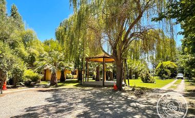 Propiedad y centro de eventos Los Andes en Venta