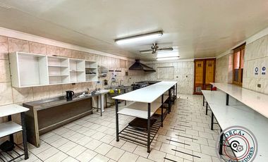 Propiedad y centro de eventos Los Andes en Venta