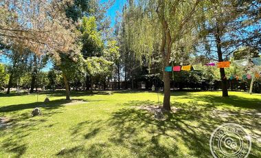 Propiedad y centro de eventos Los Andes en Venta