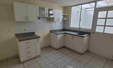 VENDO CASA EN ICA,  EN CONDOMINIO LAS DUNAS I, CON PISCINA, AREAS VERDES, CERCA A COLEGIOS:: DE LA CRUZ, SAN FRANCISCO, SANTISIMO, ETC 97895----