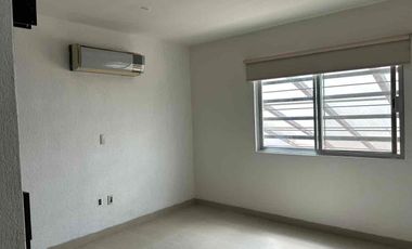 CASA EN VENTA / ZONA SUR DE VILLAHERMOSA