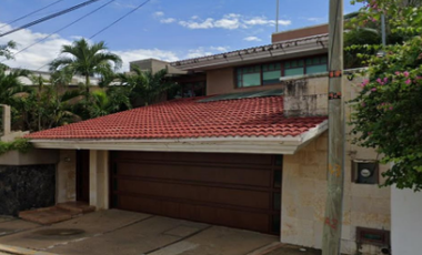 HERMOSA CASA EN VENTA, PETROLERA COATZACOALCOS, VERACRUZ.