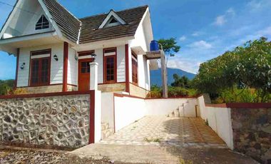 Dijual villa minimalis suasana sejuk dan nyaman