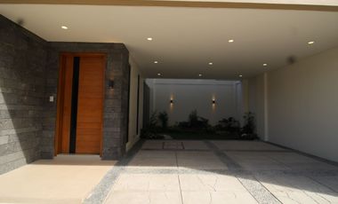 HOUSE AND LOT FOR SALE IN MUNTILUPA