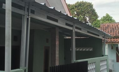 Rumah 2 Lt Type 56 LT 70 M2  Masuk Gang, Permata Cimahi, Ngamprah, Bandung Barat