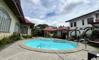 6 bedrooms Villa House for RENT! Located in a secured subdivision in Angeles city Pampanga!