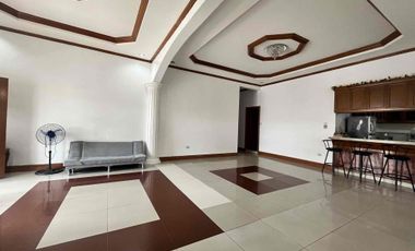 6 bedrooms Villa House for RENT! Located in a secured subdivision in Angeles city Pampanga!