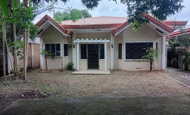 2 Bedrooms Semi Furnished House in Daro