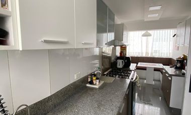 LINDO DEPARTAMENTO DÚPLEX EN LINDA ZONA DE  CASUARINAS SUR