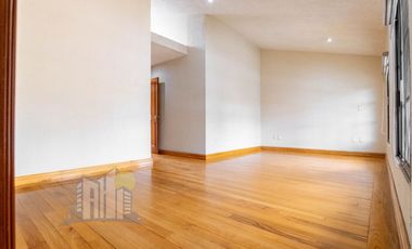Casa en Venta en Azaleas Residencial en Esquina rodeada de Naturaleza Amplio Terreno y Jardin