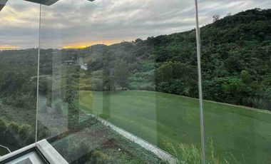 Overlooking House and Lot in Sun Valley Antipolo