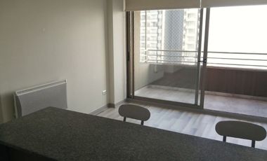 DEPARTAMENTO, MACUL CON VESPUCIO, 2 DORMITORIOS, 2 BAÑOS, TERRAZA, ESTACIONAMIENTO, BODEGA, PISCINAS, JARDINES, AZOTEA CON QUINCHO, METRO