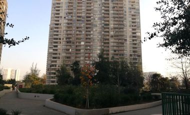 DEPARTAMENTO, MACUL CON VESPUCIO, 2 DORMITORIOS, 2 BAÑOS, TERRAZA, ESTACIONAMIENTO, BODEGA, PISCINAS, JARDINES, AZOTEA CON QUINCHO, METRO