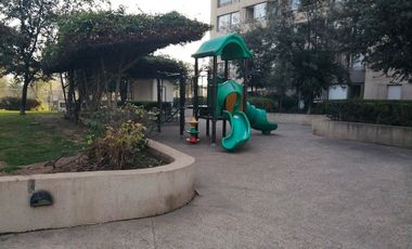 DEPARTAMENTO, MACUL CON VESPUCIO, 2 DORMITORIOS, 2 BAÑOS, TERRAZA, ESTACIONAMIENTO, BODEGA, PISCINAS, JARDINES, AZOTEA CON QUINCHO, METRO