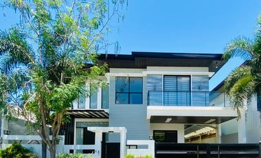 FOR SALE / RENT: 5 Bedroom House and Lot, BF Homes, Parañaque