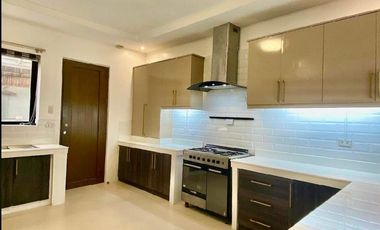 FOR SALE / RENT: 5 Bedroom House and Lot, BF Homes, Parañaque